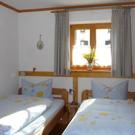 Apartment Spacious Near The Area *