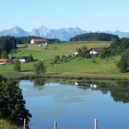 Spacious Near The Area