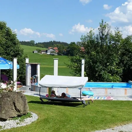 Apartment Spacious Near The Area Steingaden