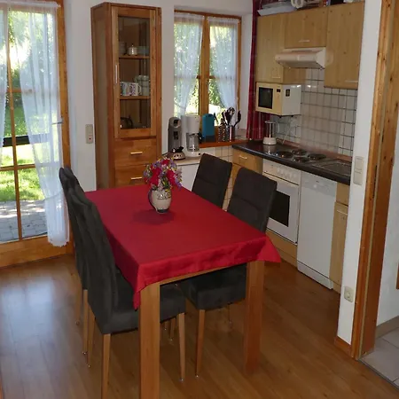 Apartament Mit Pool In